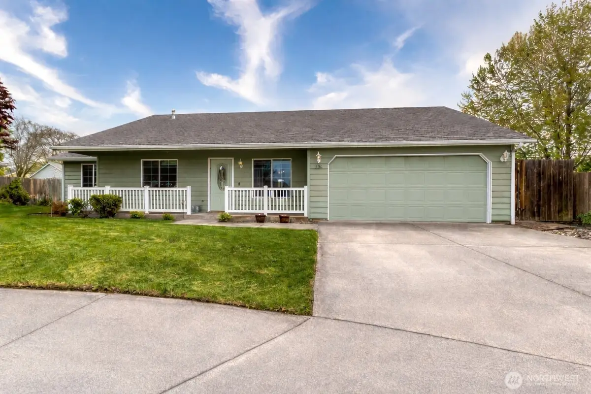 332 NE Redwood Place, College Place, WA 99324 - #1