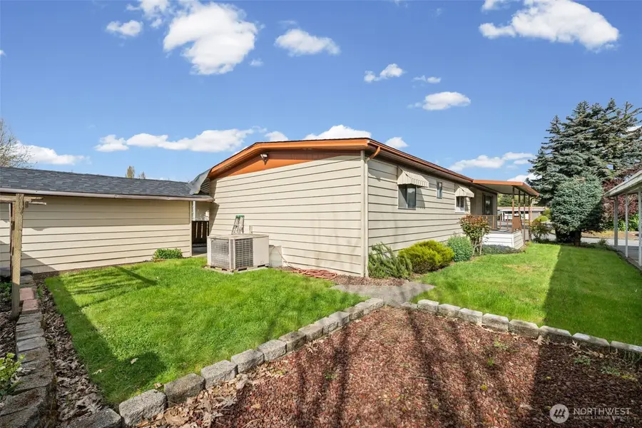 1402 22nd Street Ne #27, Auburn, WA 98002 - #3