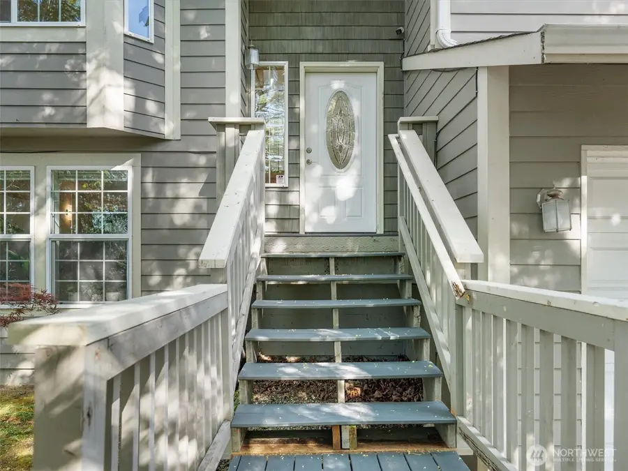 5062 23rd Avenue Sw, Seattle, WA 98106 - #3