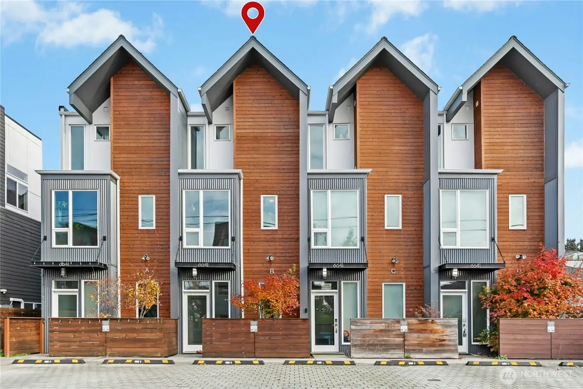 6641 Carleton Avenue S #B, Seattle, WA 98108 - #1