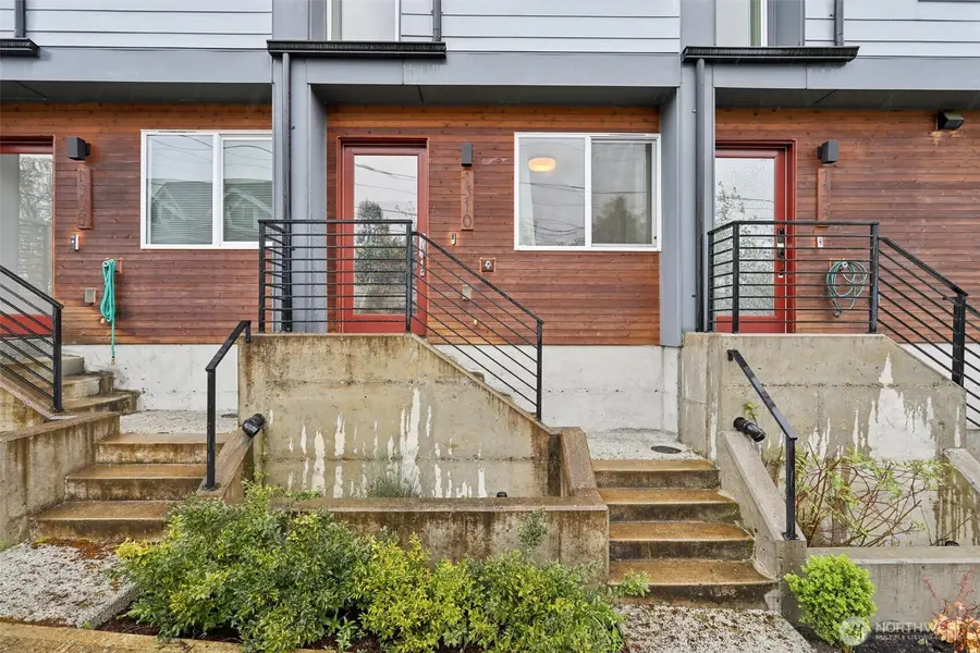 1310 Yakima Avenue S, Seattle, WA 98144 - #2