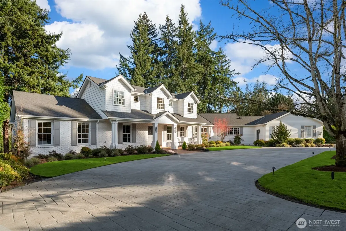 2242 79th Avenue Ne, Medina, WA 98039 - #1