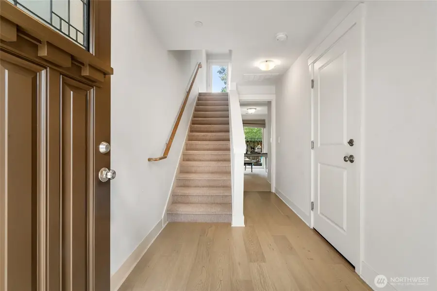 41 W Etruria Street #C, Seattle, WA 98119 - #2