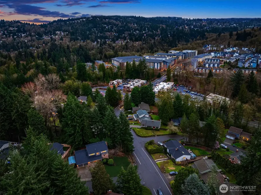 6612 129th Place Se, Bellevue, WA 98006 - #2
