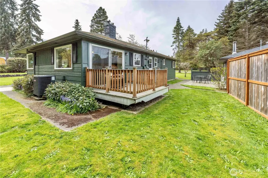 733 W 14th Street, Port Angeles, WA 98363 - #3