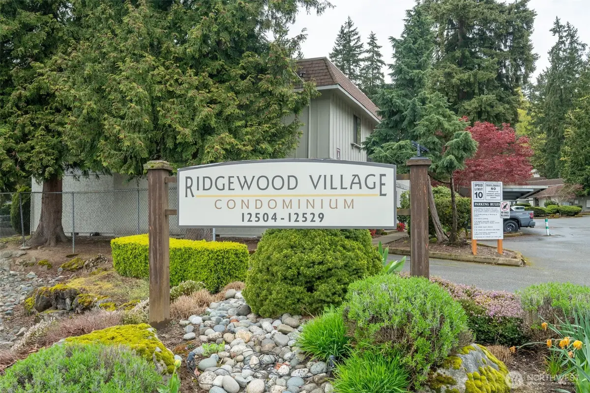 12505 NE 117th Place #J7, Kirkland, WA 98034 - #1