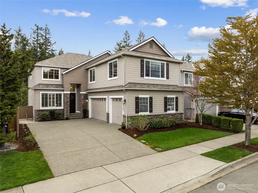 6701 W Crest View Loop Se, Snoqualmie, WA 98065 - #3