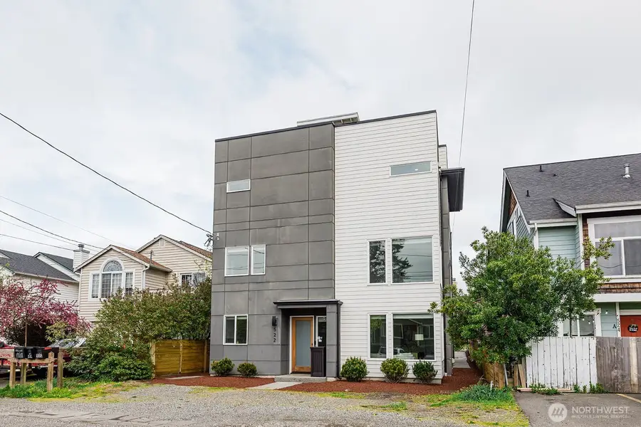 522 N 104th Street, Seattle, WA 98133 - #2