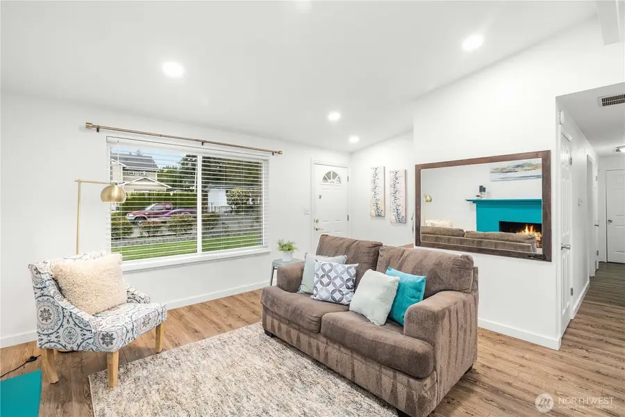 4610 181st Place Sw, Lynnwood, WA 98037 - #2