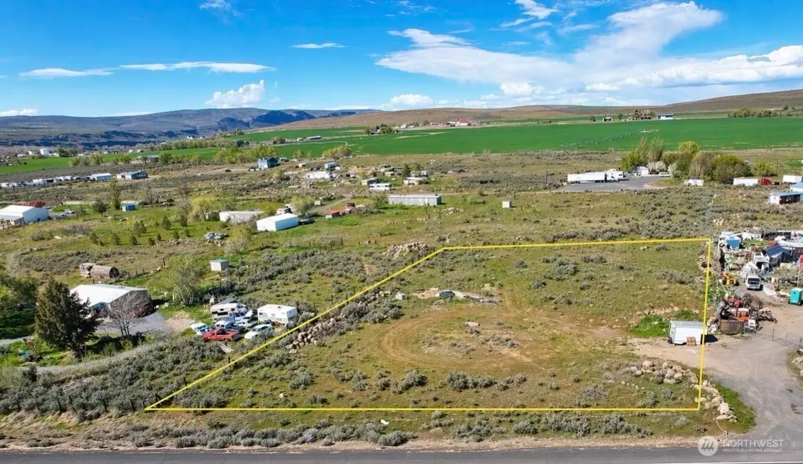 1404 E Hwy 28, Soap Lake, WA 98851 - #1