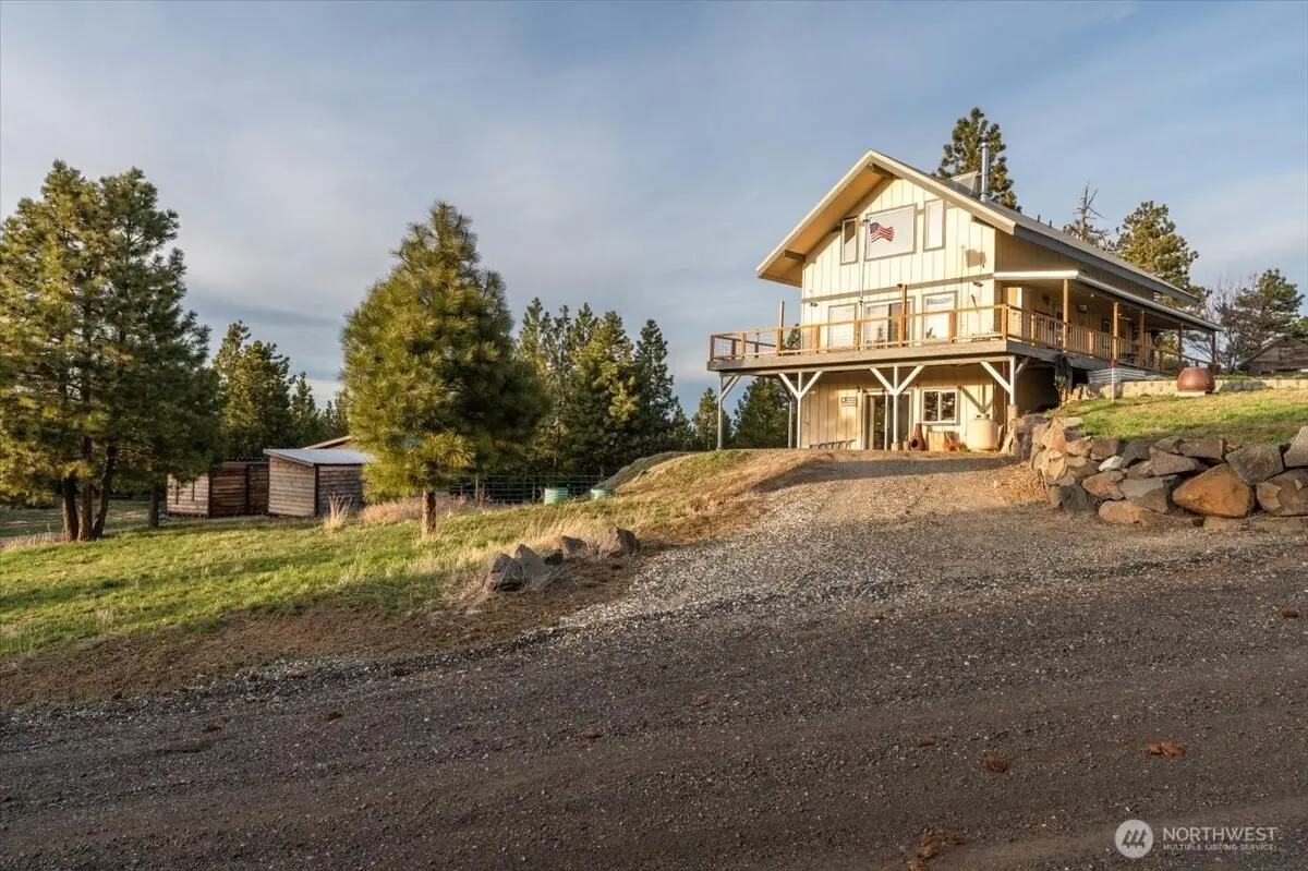 300 Sunset Way, East Wenatchee, WA 98802 - #1