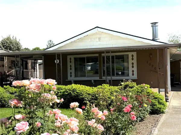 1026 SE Dove Lane, College Place, WA 99324