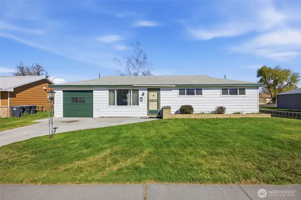 814 S Evergreen Drive, Moses Lake, WA 98837