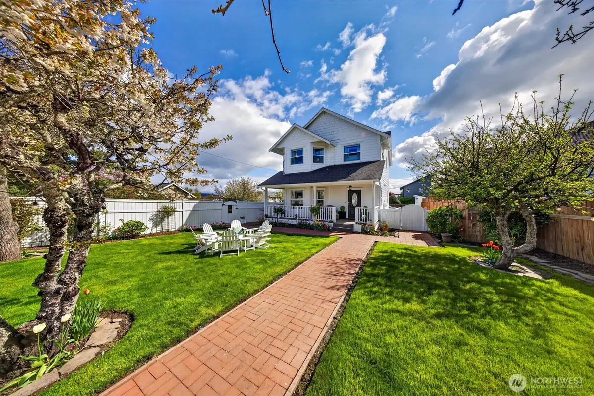 2913 K Avenue, Anacortes, WA 98221 - #1