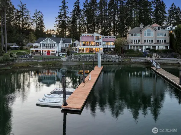 295 Shorewood Court, Fox Island, WA 98333