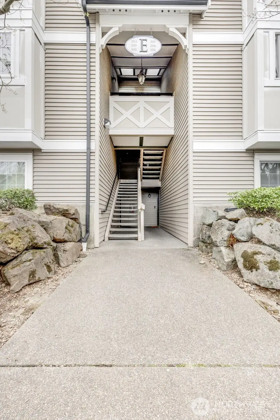 10619 SE 261st Place #E304, Kent, WA 98030 - #2