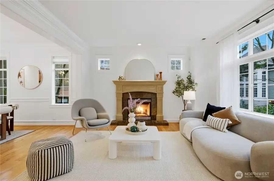 2557 Ne Park Dr, Issaquah, WA 98029 - #2