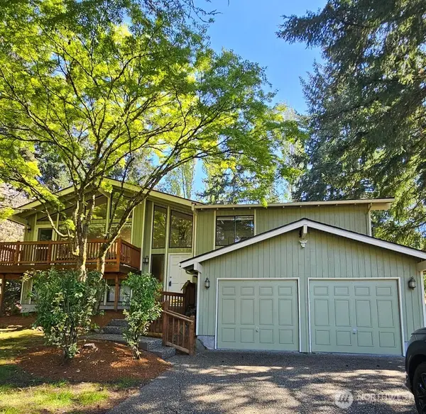 13919 SE 3rd Place, Bellevue, WA 98005