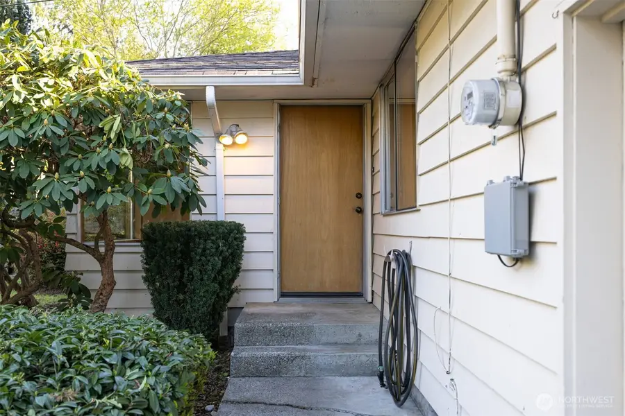 1011 N 14th Street, Mount Vernon, WA 98273 - #3