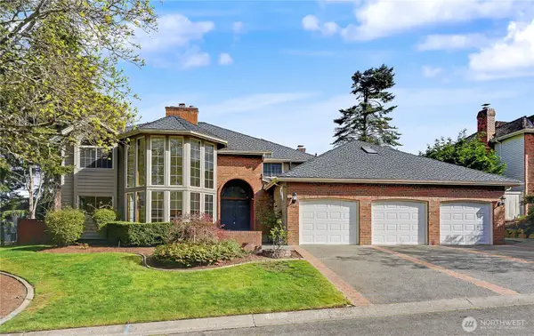 556 SW 334th Court, Federal Way, WA 98023