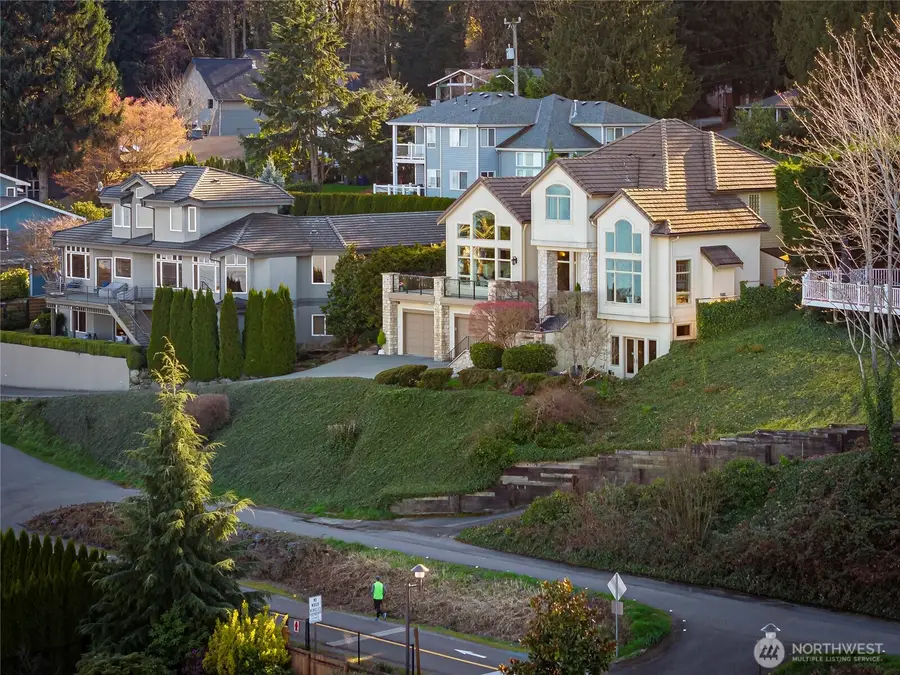 15517 Lake Shore Boulevard Ne, Lake Forest Park, WA 98155 - #2