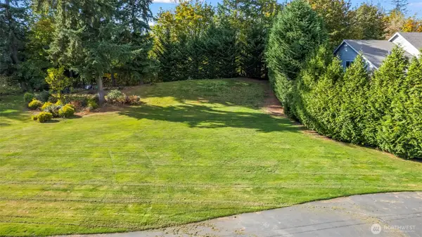 13724 96th Avenue E #12, Puyallup, WA 98373