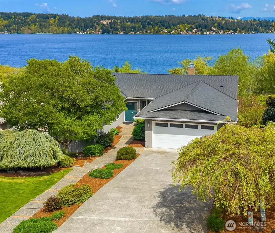 8530 54th Avenue Ne, Seattle, WA 98115 - #3