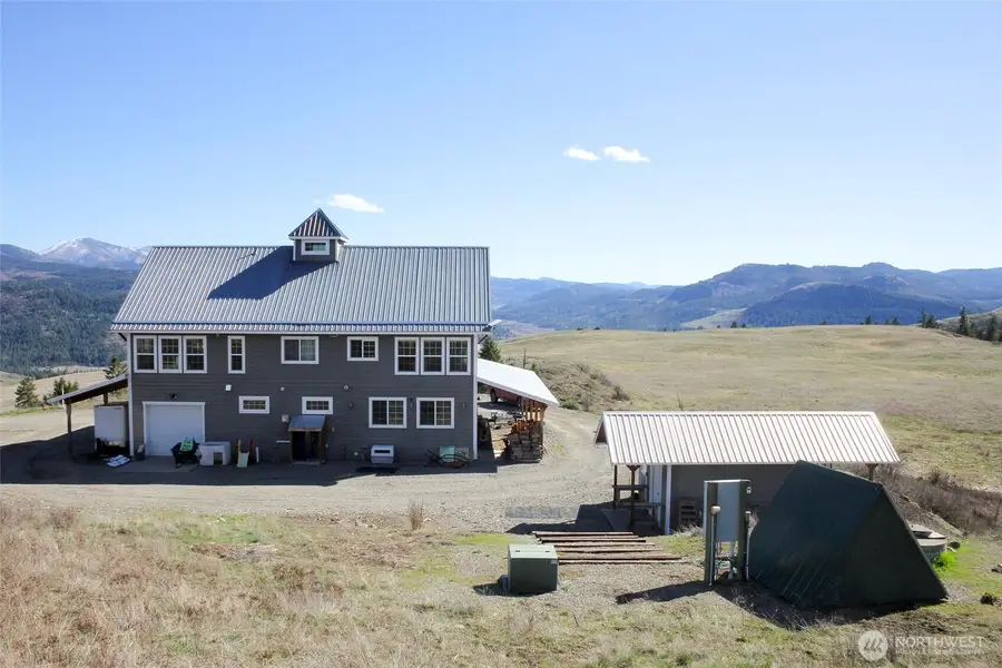 299 Vulcan Mountain Road, Curlew, WA 99118 - #2