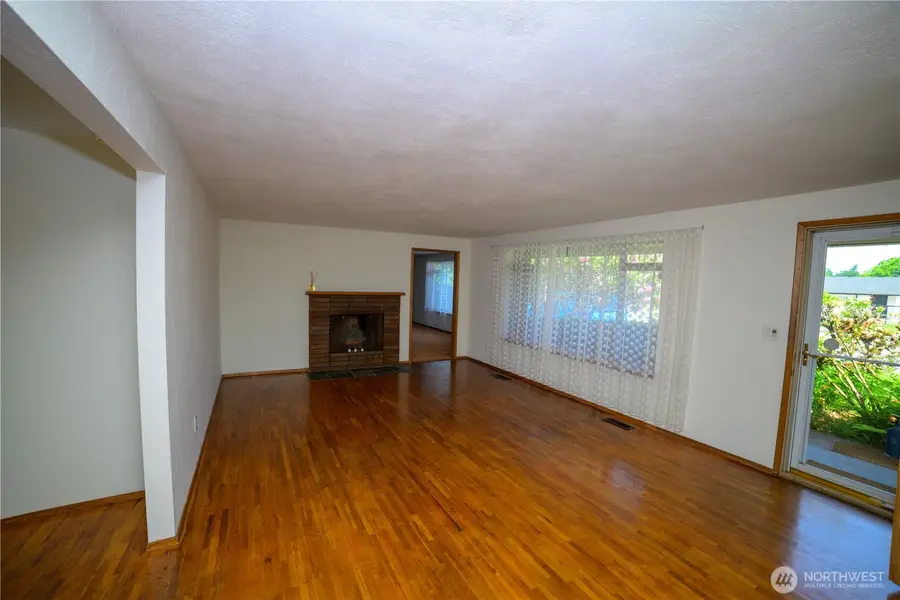 5304 108th Street Sw, Lakewood, WA 98499 - #2