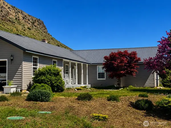 492 Pine Creek Road, Tonasket, WA 98855