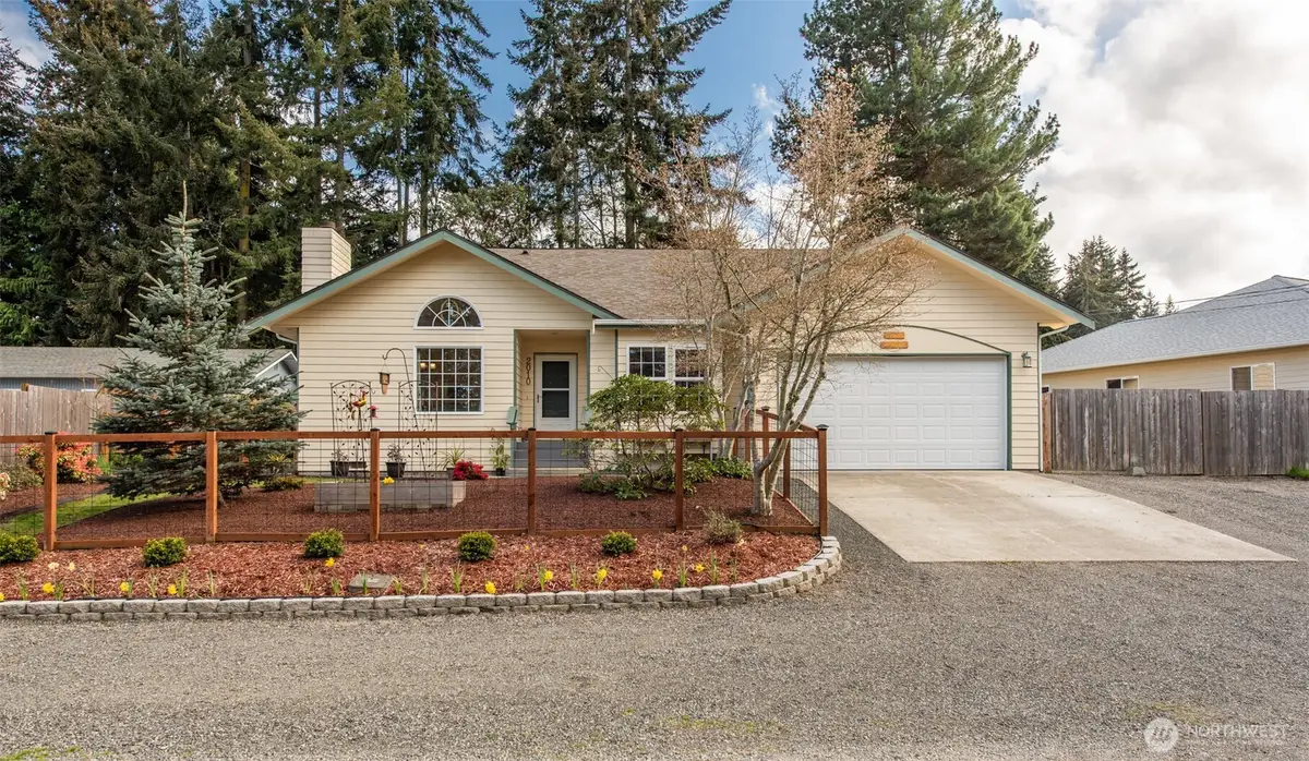 2010 Westview Dr, Port Angeles, WA 98363 - #1