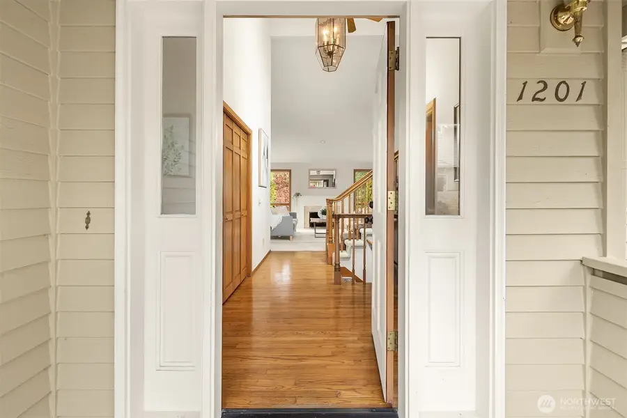 1201 6th Place S, Edmonds, WA 98020 - #2