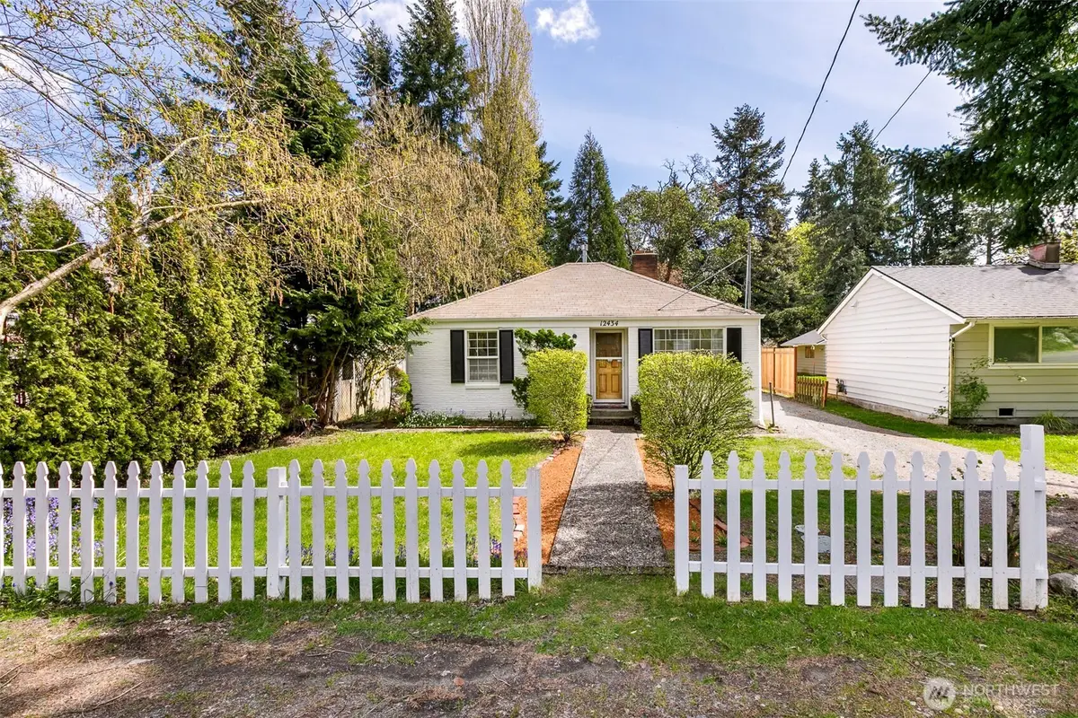 12434 12th Avenue S, Burien, WA 98168 - #1