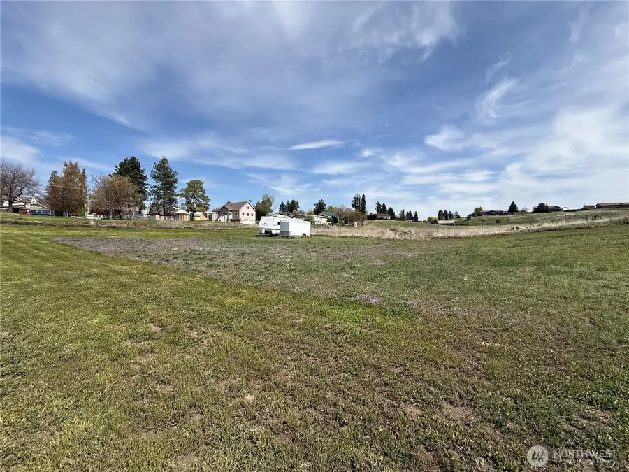 400 E Pine Street, Waterville, WA 98858 - #2
