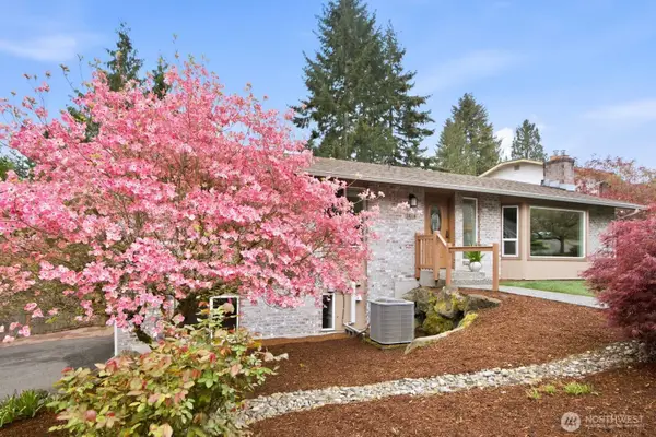 20210 107th Avenue Ne, Bothell, WA 98011
