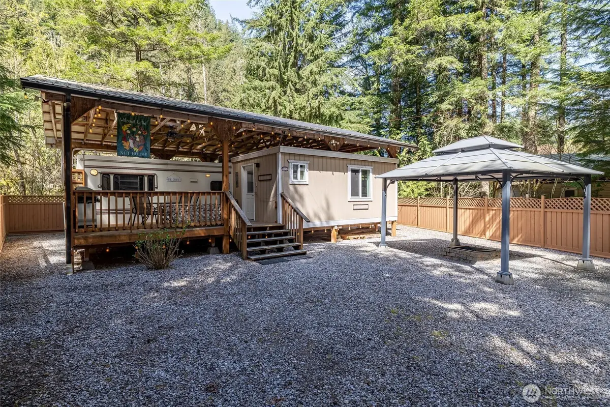 1028 Maple Lane, Sumas, WA 98295 - #1