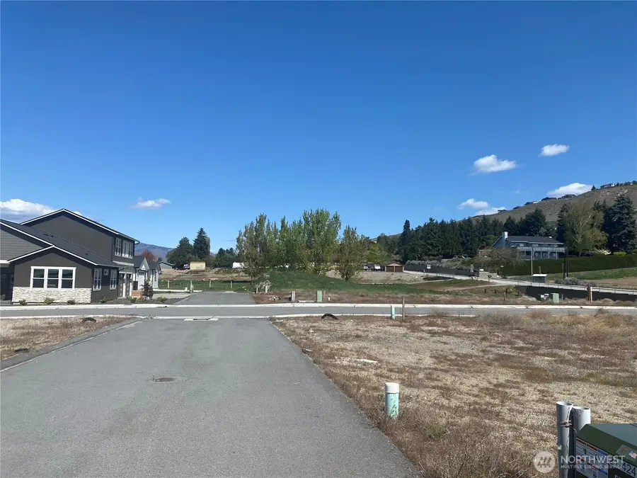 183 Harold Street Ne #2, East Wenatchee, WA 98802 - #2