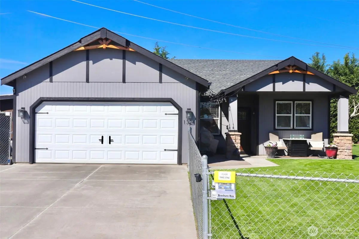 1324 S Cougar Drive, Moses Lake, WA 98837 - #1