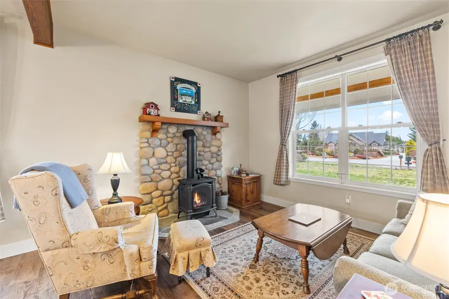981 W Hendrickson Road, Sequim, WA 98382 - #3