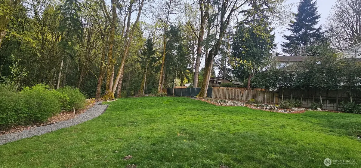 4572 151 Avenue Se, Bellevue, WA 98006 - #1