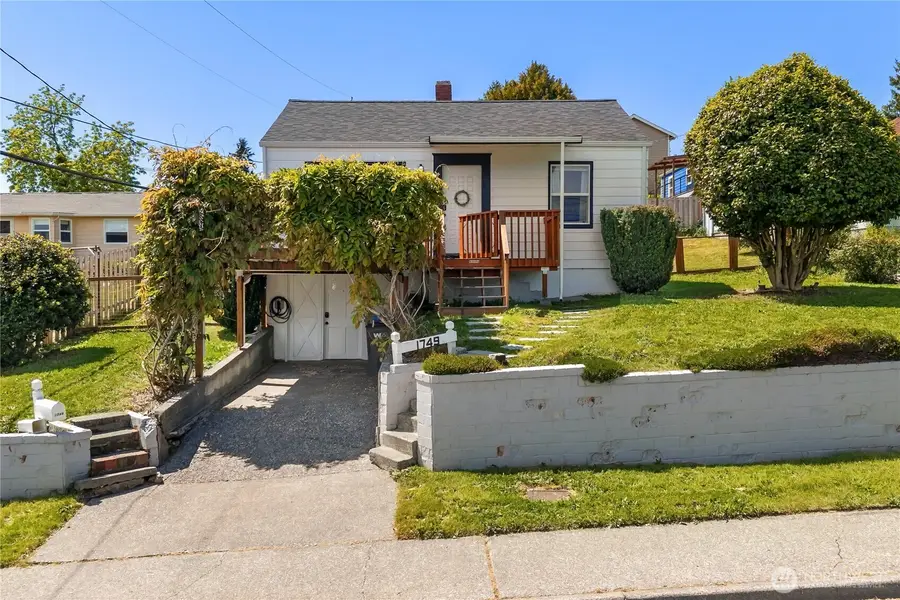 1749 Trenton Avenue, Bremerton, WA 98310 - #2