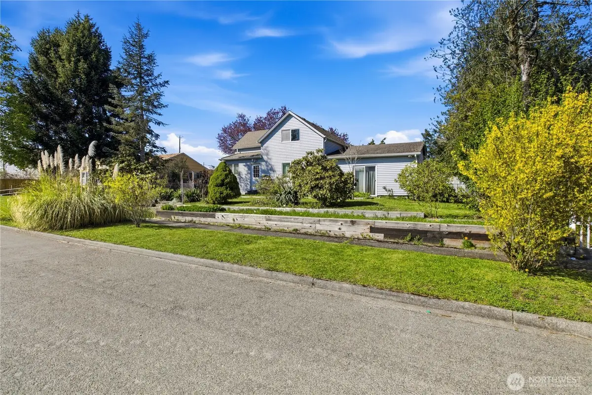 815 E 60th Street, Tacoma, WA 98404 - #1