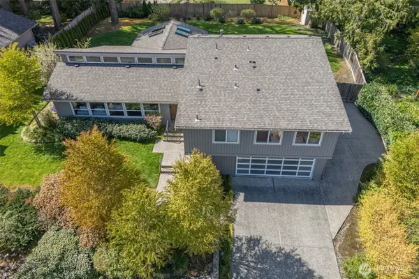 1465 185th Avenue Ne, Bellevue, WA 98008