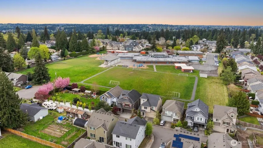 20420 5th Avenue W, Lynnwood, WA 98036 - #3