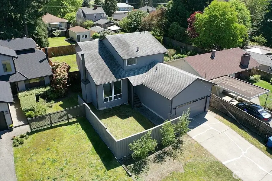 12228 Dayton Avenue N, Seattle, WA 98133 - #3