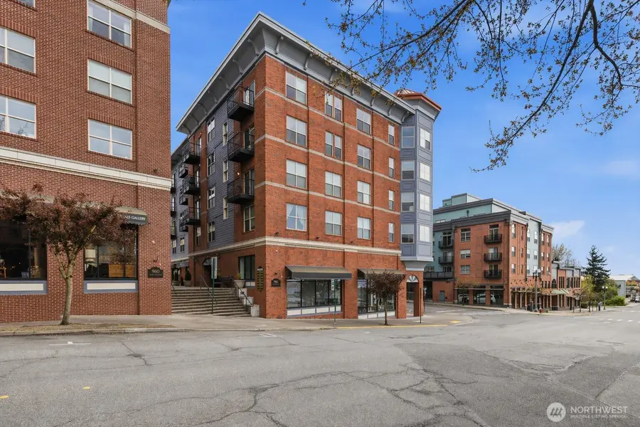 910 Harris Avenue #208, Bellingham, WA 98225 - #2