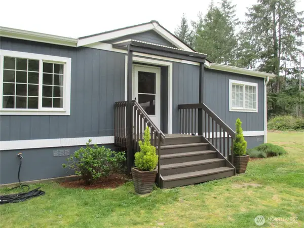 2250 Lost Creek Ln Nw Nw, Bremerton, WA 98312