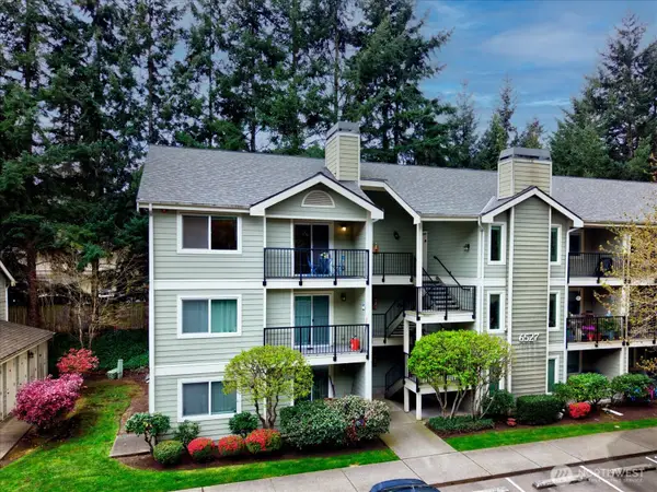 6527 200th Street Sw #301, Lynnwood, WA 98036