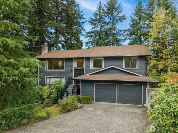 4616 NE 201st Place, Lake Forest Park, WA 98155