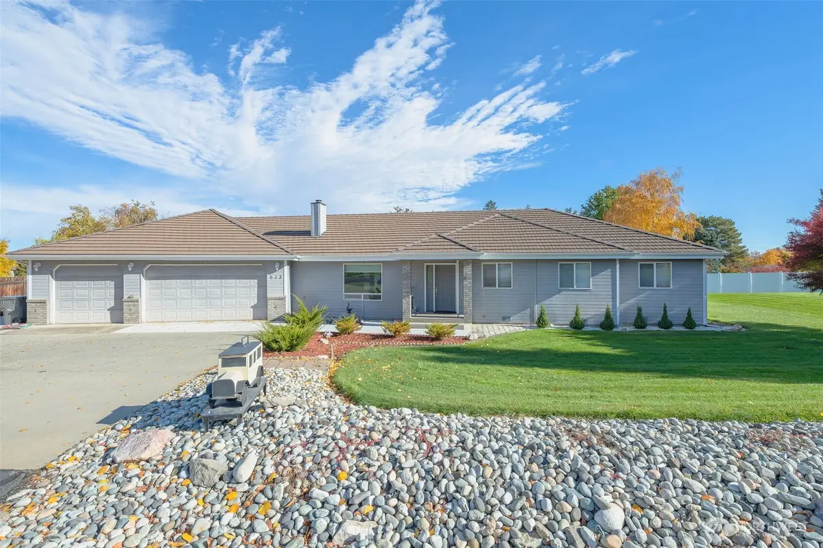 613 Meadow Drive, Wenatchee, WA 98801 - #1